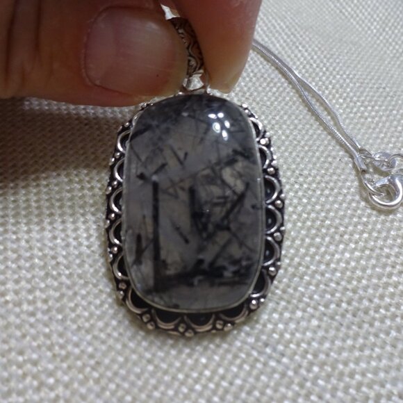 Stunning TOURMALINE QUARTZ Handmade Sterling 925 Pendant/Chain #530C - Picture 3 of 3